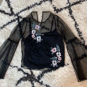 Long sleeve mesh shirt with tank top